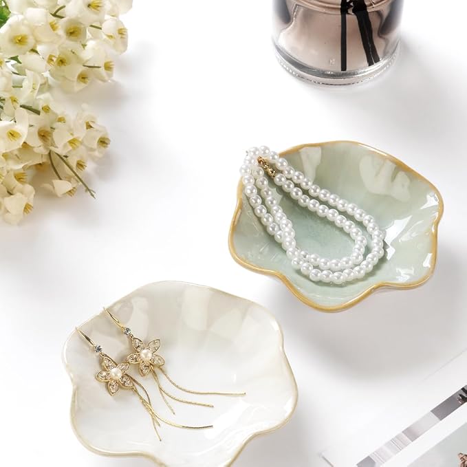 JAMEND CLXP 2PCS Lotus Leaf Shape Ring Holder Dish, Small Key Bowl, Ceramic Trinket Tray Jewelry Dish Organizing Necklace Earrings for Mom Friend Sister, All Jewelries Are NOT Included, Light Green.โฆ