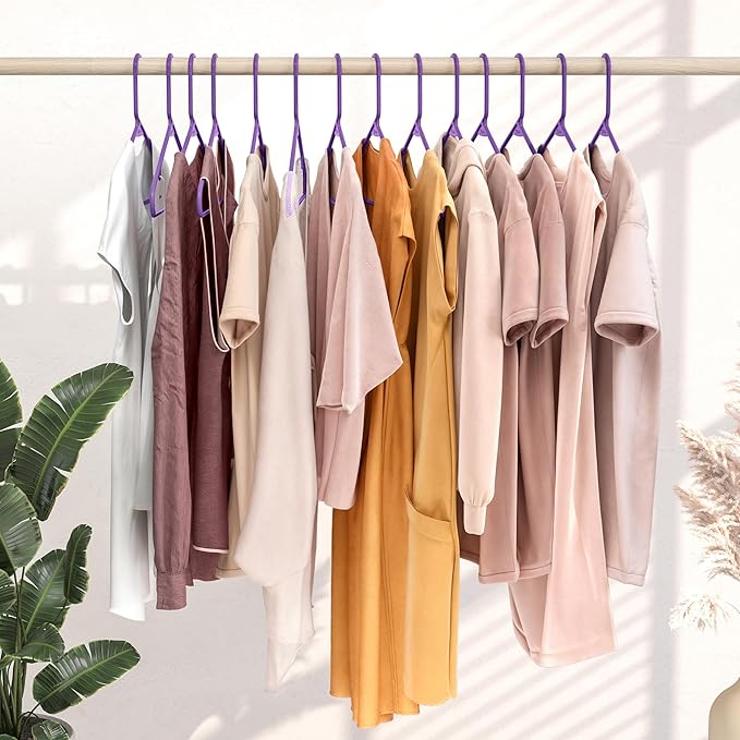 Plastic Hangers 20 Pack Purple - Clothes Hangers - Makes The Perfect Coat Hanger and General Space Saving Hangers for Closet and New Apartment Essentials - Percheros Ganchos para Colgar Ropa Hangars