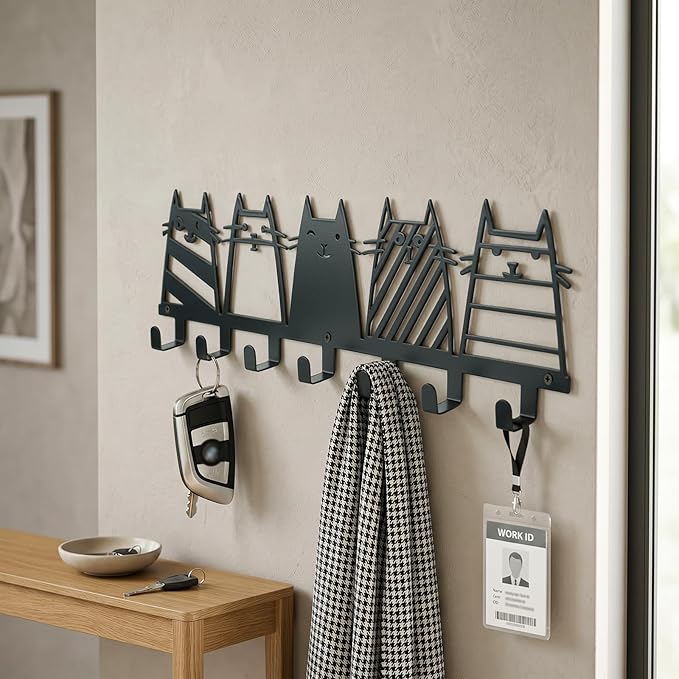 Metal Key Holder Wall Mount, Cute Cat Key Rack Hooks, Whimsical Animal Wall Art Organizer for Entryway, Kitchen, Hallway, Garage, Farmhouse Home Decor & Housewarming Gift (Cat Family)