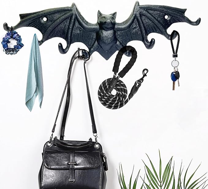 Bat Key Hooks Gothic Bat Key Rack Wall Mount Casting Iron Rustic Decorative Hooks for Keys Bag Purse Towel Umbrella Dog Leash Hooks