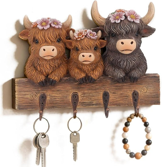 3D Highland Cow Key Holder Wall Mount, Rustic Farmhouse Key Hooks with 4 Metal Hooks, Decorative Resin Highland Cow Figurine Hanging Organizer Home Decor for Entryway Office Hallway and Living Room