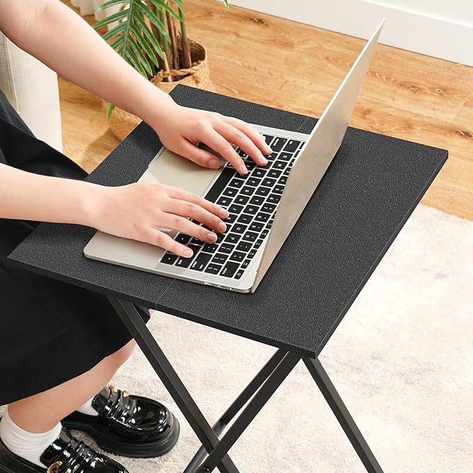 HOOBRO Folding TV Tray Table, Set of 2 Wooden TV Tray, Portable Sofa Side Snack Table, Industrial Desk for Small Spaces, Space-Saving, Easy to Install and Fold, Black BB27BZP201